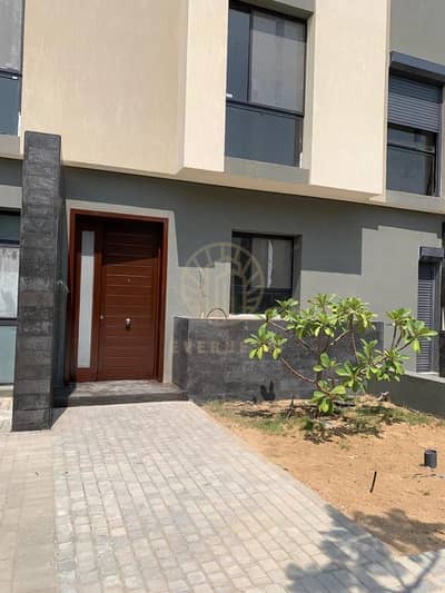 4 Bedroom Townhouse for Rent in Shorouk City, Cairo - WhatsApp Image 2025-08-19 at 03.37. 38_cdb5e301. jpg