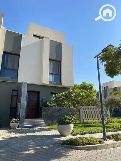 5 Bedroom Villa for Sale in Shorouk City, Cairo - 480706371_1170035718117364_3889273779786885308_n. jpg