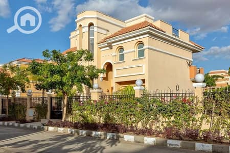 فیلا 5 غرف نوم للبيع في مدينة الشروق، القاهرة - 473214672_1703474833543399_1187377591721920987_n. jpg