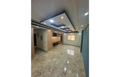 شقة 3 غرف نوم للايجار في الشيخ زايد، الجيزة - IMG-20250903-WA0093. jpg