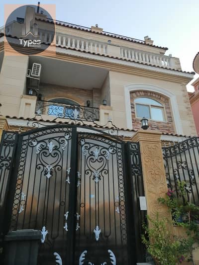 10 Bedroom Twin House for Sale in Sheikh Zayed, Giza - IMG-20250818-WA0177. jpg