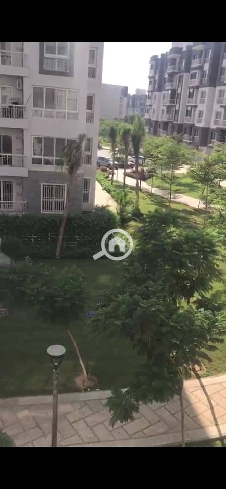 5 Screenshot_20250912_062512_com. whatsapp. w4b. jpg