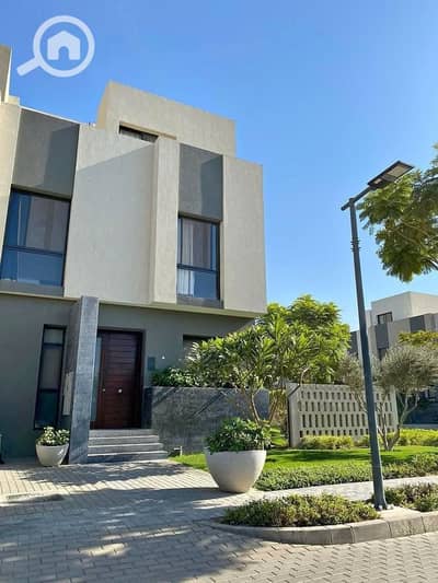 3 Bedroom Twin House for Sale in Shorouk City, Cairo - 471304343_9847131915313671_8467347974145458292_n. jpg
