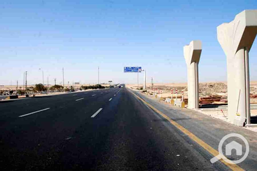 3 AlexRoad03. jpg