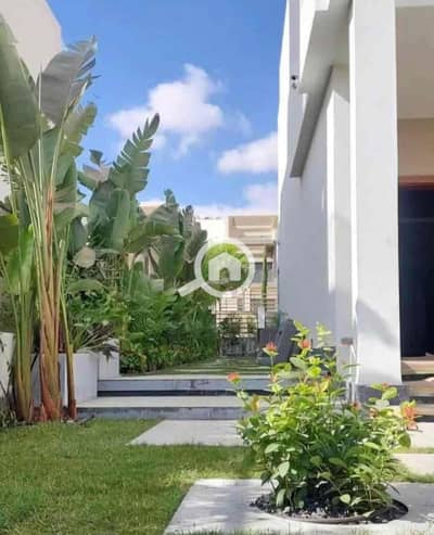 فیلا 6 غرف نوم للبيع في القاهرة الجديدة، القاهرة - 1bd39fc5-5453-46d7-8247-c13fc21cc196. jpg