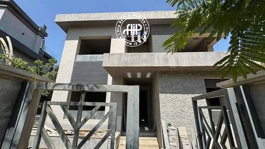 4 Bedroom Villa for Sale in 6th of October, Giza - 9Meq9lvI3fvmWa1NuQXUXK92TD6hcc2fr50sAPZY. jpeg