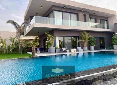 5 Bedroom Villa for Sale in Sheikh Zayed, Giza - 6d8f2d24-3ec8-4db9-9bb1-af6cc0af4cf9. jpg