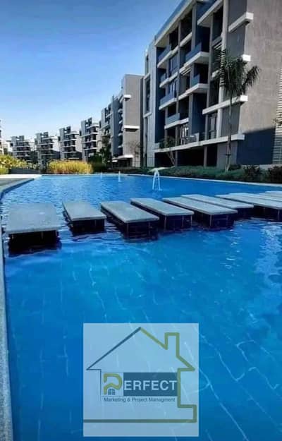 2 Bedroom Flat for Sale in Hadayek October, Giza - IMG_8859. jpg