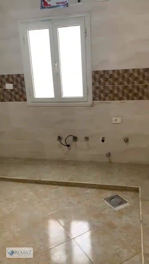 4 WhatsApp Image 2025-09-13 at 11.35. 36 AM (2). jpeg