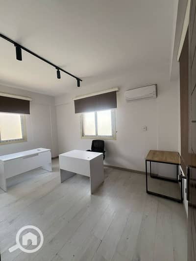 Office for Rent in Sheikh Zayed, Giza - مقر اداري للايجار ببفرلي هيلز ٨٠م