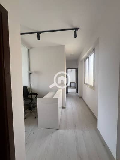 Office for Rent in Sheikh Zayed, Giza - مكتب للايجار ٧٠م ببف لي هيلز