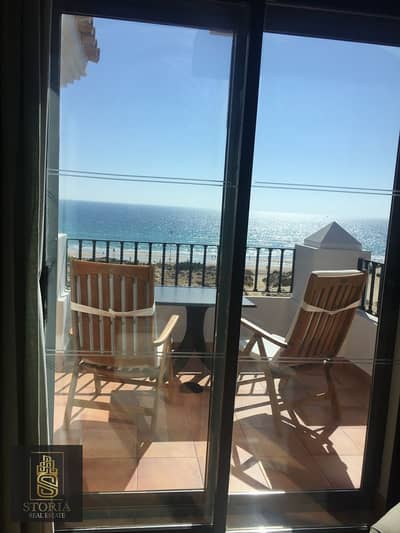شاليه 1 غرفة نوم للبيع في الساحل الشمالي، مطروح - Bedroom window view goals #barrarosa #spain…. jpg