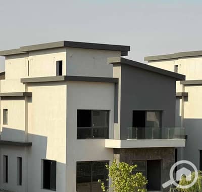 5 Bedroom Villa for Sale in New Cairo, Cairo - 999f04d8-6bac-4085-b6f7-7ff0f160a34c. jpg