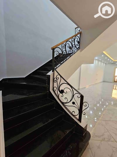4 Bedroom Duplex for Rent in New Cairo, Cairo - 1000464326. jpg