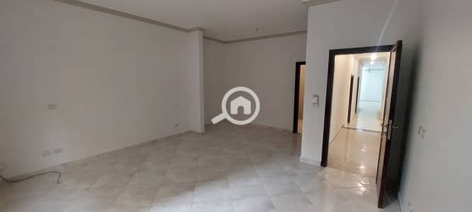 شقة 3 غرف نوم للايجار في القاهرة الجديدة، القاهرة - IMG-20250716-WA0308. jpg