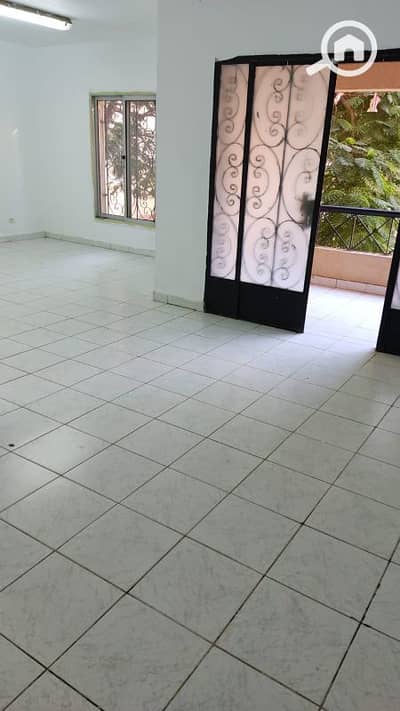 2 Bedroom Apartment for Rent in New Cairo, Cairo - للايجار قانون شقه ١٢٩ متر ٢ نوم و ٢ حمام بحديقه خاصه