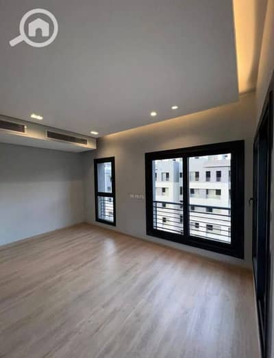 2 Bedroom Flat for Sale in Hadayek October, Giza - SunCapp. jpg