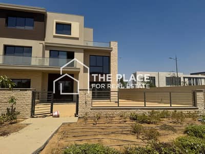5 Bedroom Townhouse for Sale in Sheikh Zayed, Giza - 1. jpeg