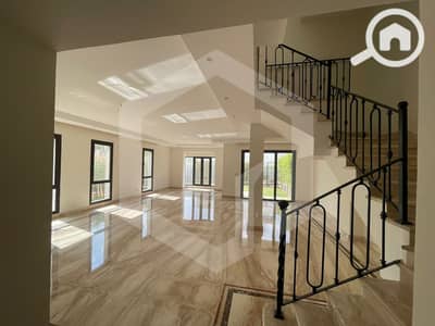 تاون هاوس 4 غرف نوم للايجار في الشيخ زايد، الجيزة - Courtyard Sodic 1. jpg