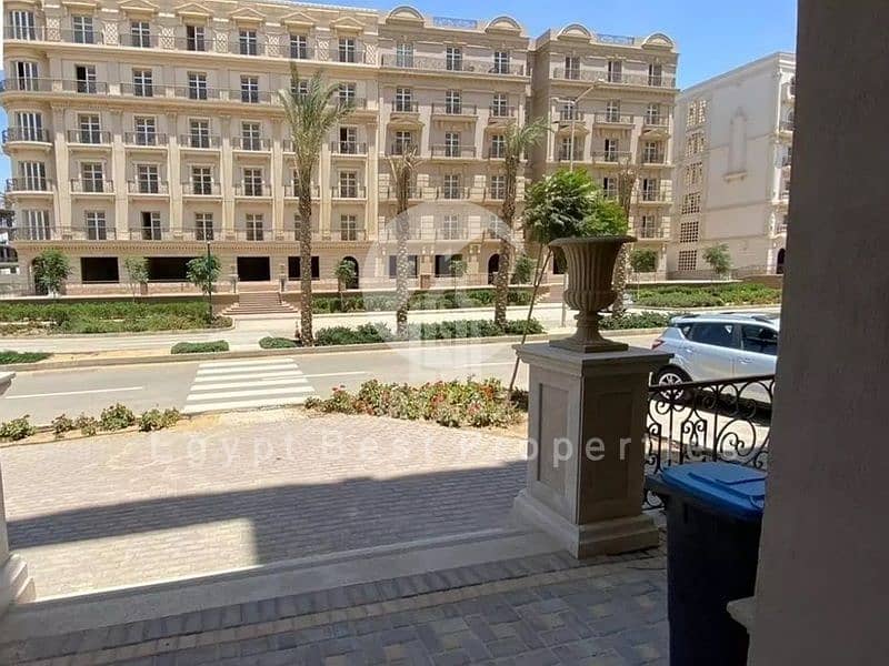7 Apartments in hyde park. jpg