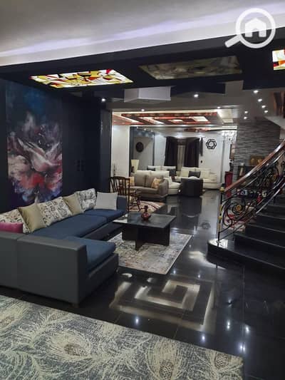5 Bedroom Duplex for Sale in New Cairo, Cairo - IMG-20250914-WA0034. jpg