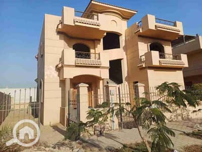 3 Bedroom Villa for Sale in 6th of October, Giza - 1000006267. jpg