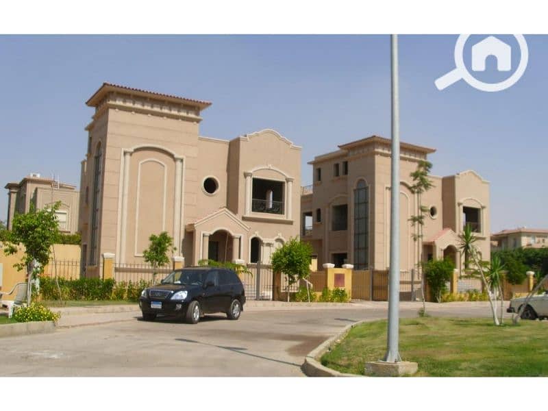8 Mena Graden City 8. jpg