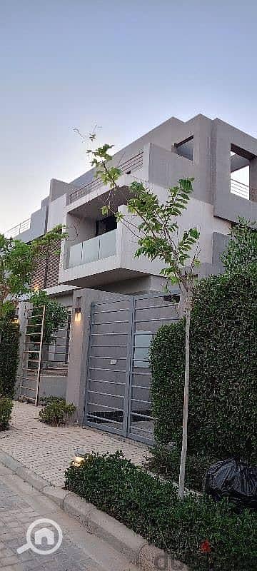 3 Bedroom Twin House for Sale in Sheikh Zayed, Giza - IMG-20250701-WA0065. jpg
