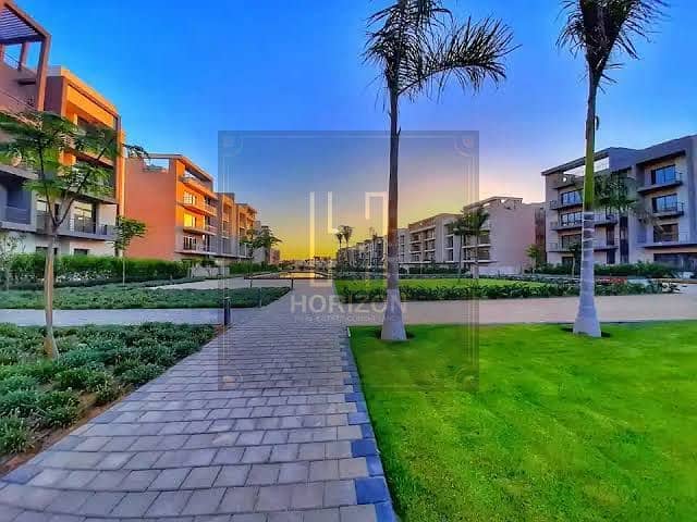 9 Moon residences Fifth Square Al Marasem. jpeg