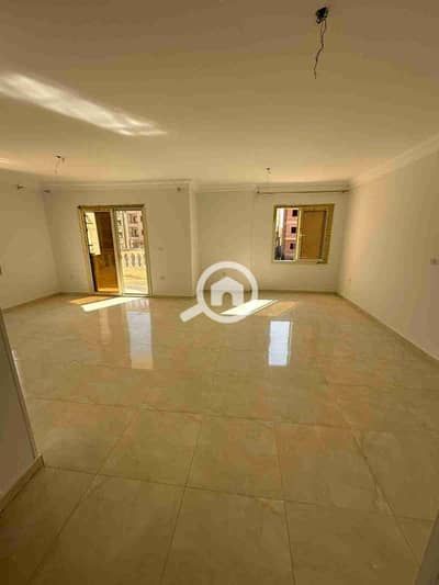 4 Bedroom Flat for Sale in 6th of October, Giza - 1000201694. jpg