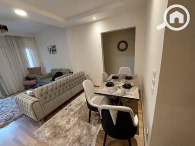 3 Bedroom Flat for Rent in Sheikh Zayed, Giza - 2599bb57-da4a-4655-aebb-703a4910f3a1. jpeg
