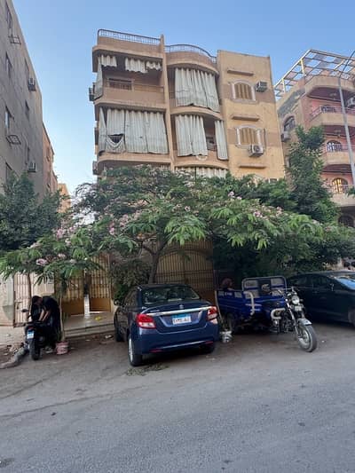أرض سكنية  للبيع في 6 أكتوبر، الجيزة - عماره للبيع في ٦ اكتوبر