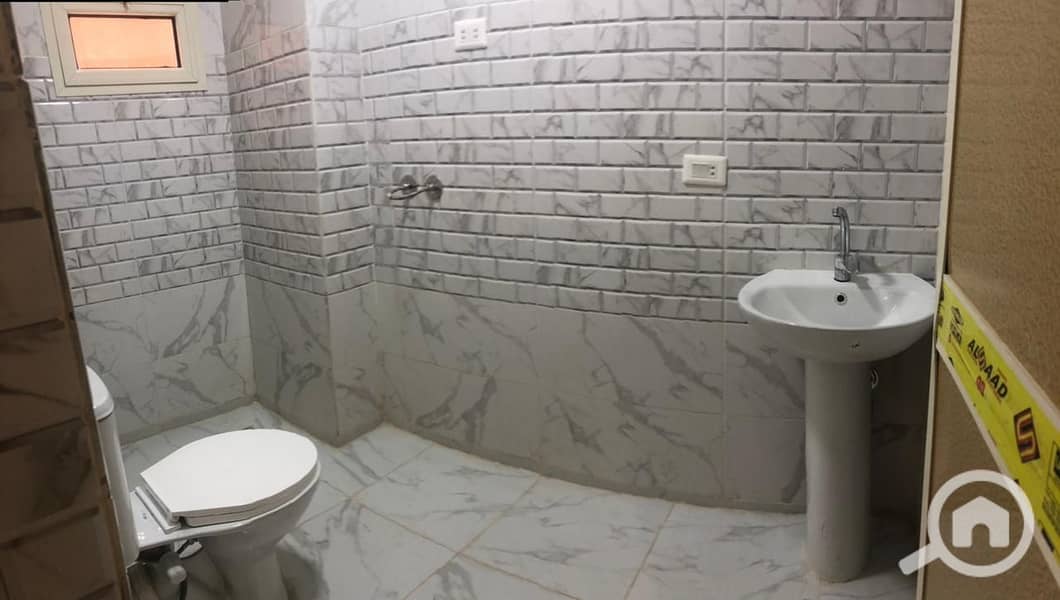 7 d890826f-5922-4eb7-b107-2ebfb0aca381. jpeg