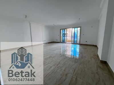 شقة 3 غرف نوم للايجار في سموحة، الإسكندرية - IMG_1840. jpeg