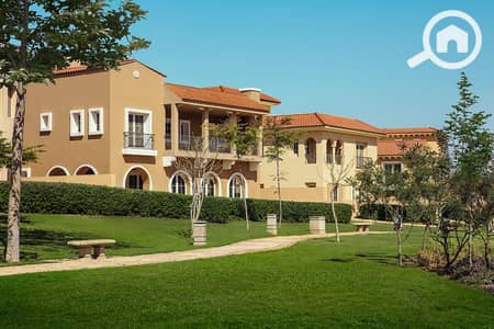 4 Bedroom Townhouse for Sale in New Cairo, Cairo - b136d135837687.57055c7ca1036-1. jpg
