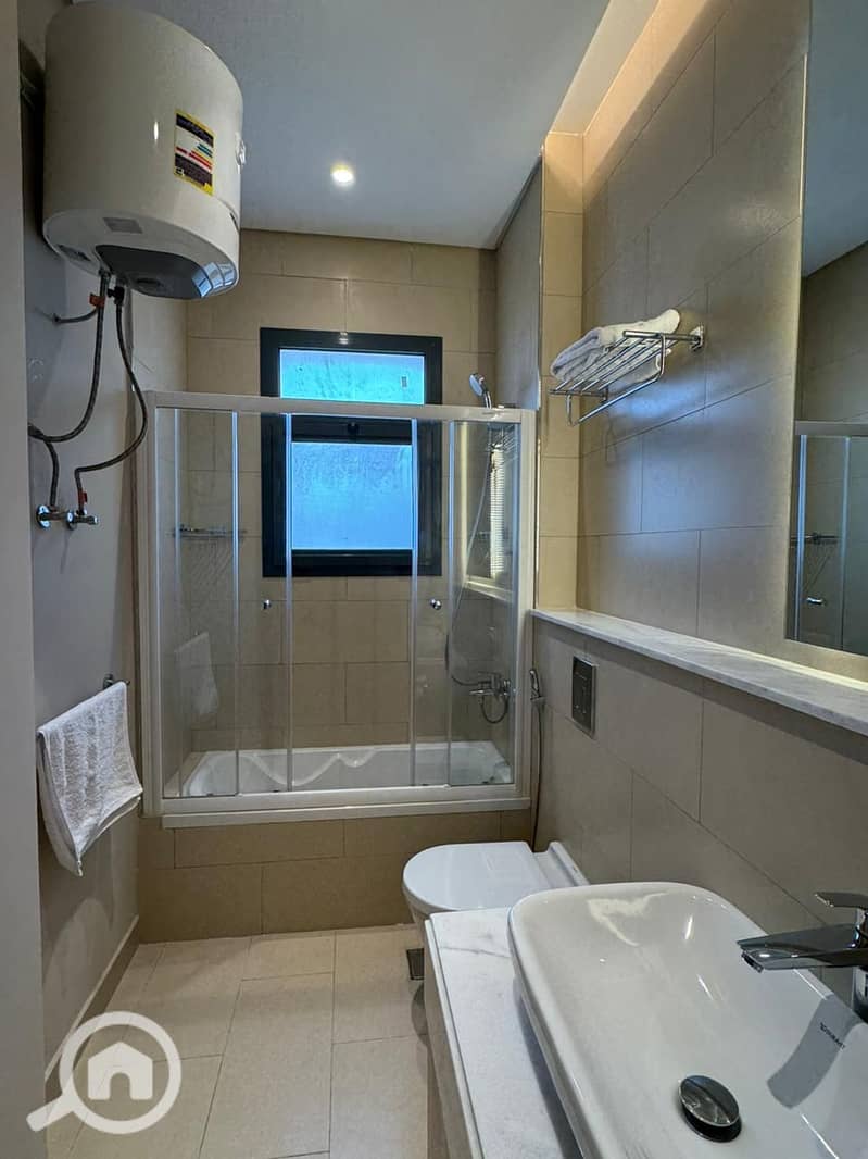 10 WhatsApp Image 2025-09-10 at 10.39. 15 PM. jpeg