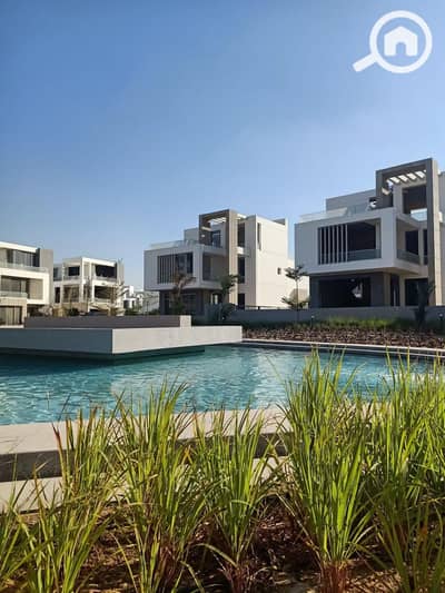 5 Bedroom Twin House for Sale in 6th of October, Giza - WhatsApp Image 2024-11-19 at 1.12. 32 PM. jpeg
