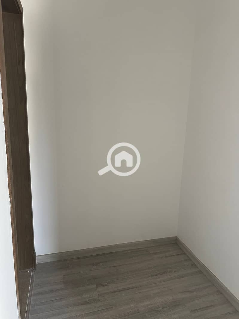 6 1000255939. jpg