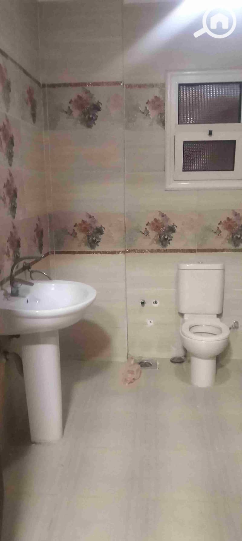 8 1000257720. jpg