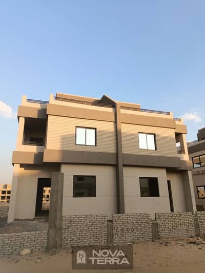 توين هاوس 3 غرف نوم للبيع في 6 أكتوبر، الجيزة - IMG-20250610-WA0073. jpg