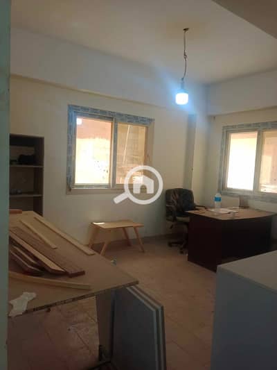 Factory for Sale in New Cairo, Cairo - 495270121_3980323062216641_2761282328625239544_n. jpg