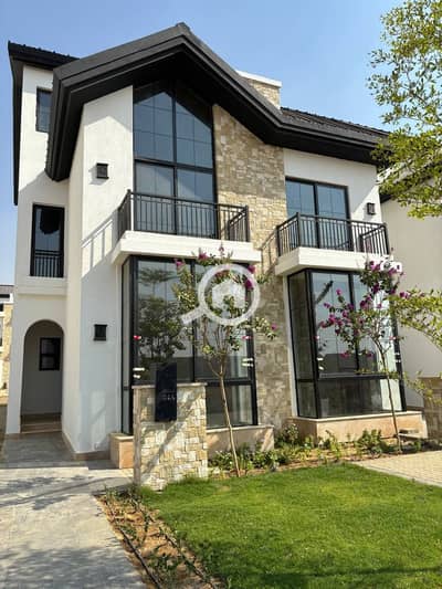 5 Bedroom Villa for Sale in Mostakbal City, Cairo - photo_2025-07-15_20-28-16. jpg