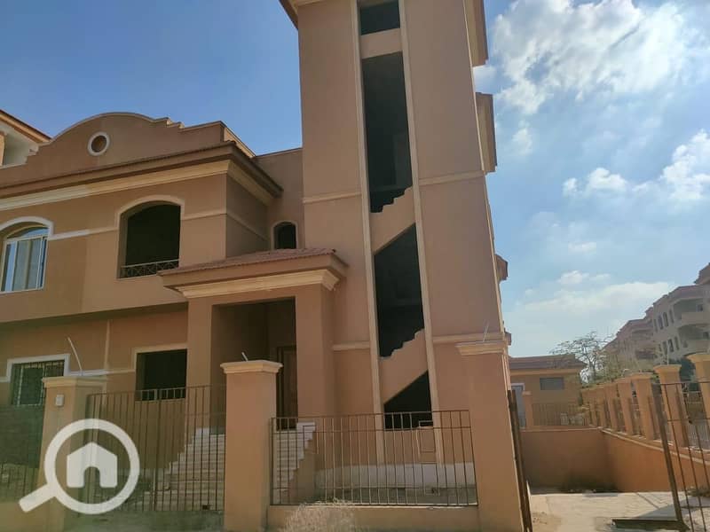 3 صورة واتساب بتاريخ 2025-09-15 في 16.40. 02_a7132beb. jpg