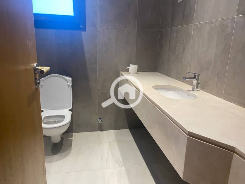 5 378687421_675153527887132_5474555048388203228_n. jpg