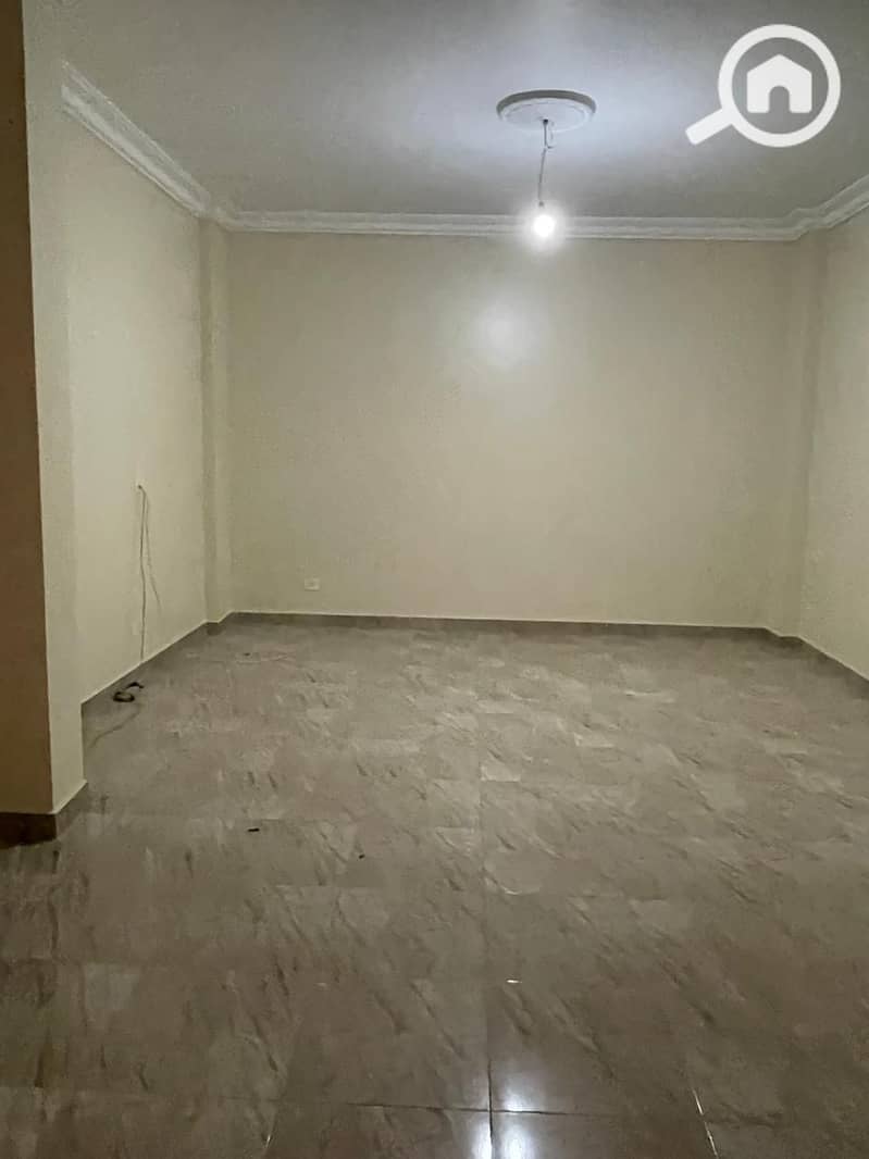4 صورة واتساب بتاريخ 2025-09-15 في 18.12. 26_8558fedf. jpg
