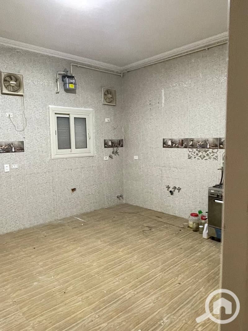 7 صورة واتساب بتاريخ 2025-09-15 في 18.12. 26_bac64227. jpg