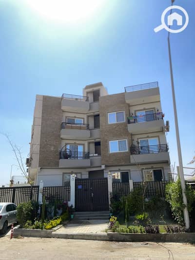 3 Bedroom Apartment for Sale in Sheikh Zayed, Giza - 54da1c7a-4fe5-49d1-8f49-b5a7b097d431. jpg