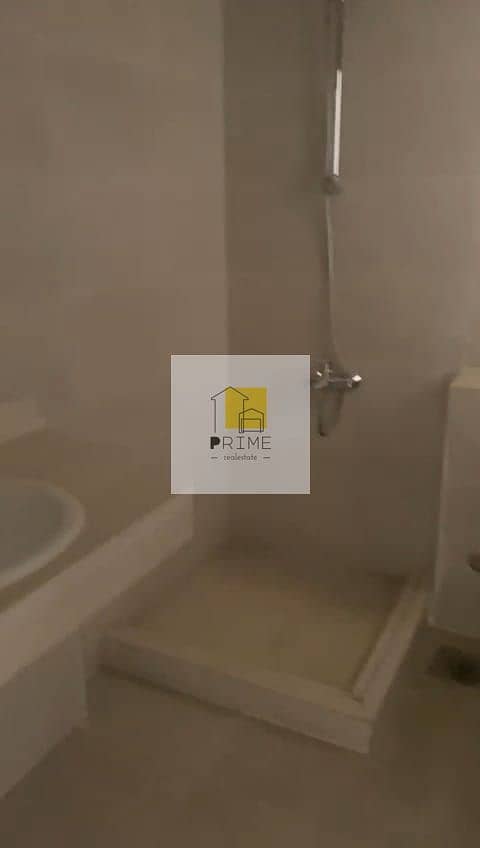 6 WhatsApp Image 2025-09-15 at 18.39. 29_0fc2bf0f. jpg