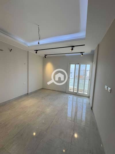 3 Bedroom Flat for Rent in 6th of October, Giza - IMG_3310. jpg