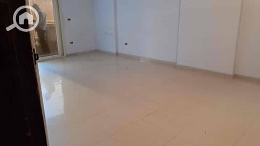 Office for Rent in Gianaclis, Alexandria - 2c9df4f7-bf9a-42b0-a6d5-772e90648319. jpg
